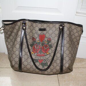 Damaged -- Gucci Tattoo Heart GG Supreme Canvas and Patent Leather Tote Bag